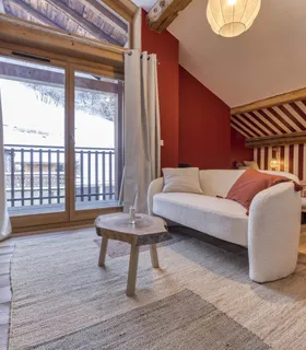 Chambre twin vue Alpes Chambre twin avec vue Alpes, balcon et salle de douche.